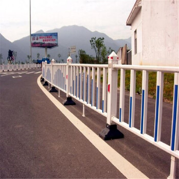 城市道路中央隔离护栏市政交通道路安全防护栏喷塑市政护栏
