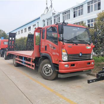 广西柳州钩机平板运输车生产厂家