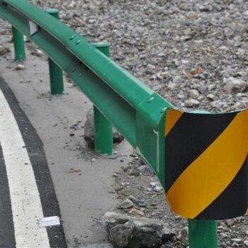 国家标准的护栏波形护栏用在高速上面的那种4320的板