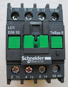 施耐德3极接触器LC1E1201M5N接触器价格