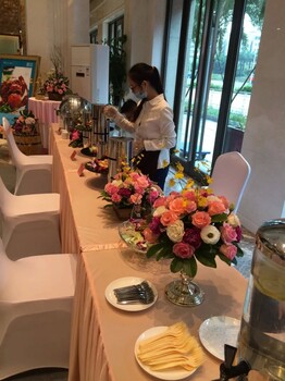 国庆节小吃外卖提供美食节外包定制御宴餐饮承接各国小吃配送