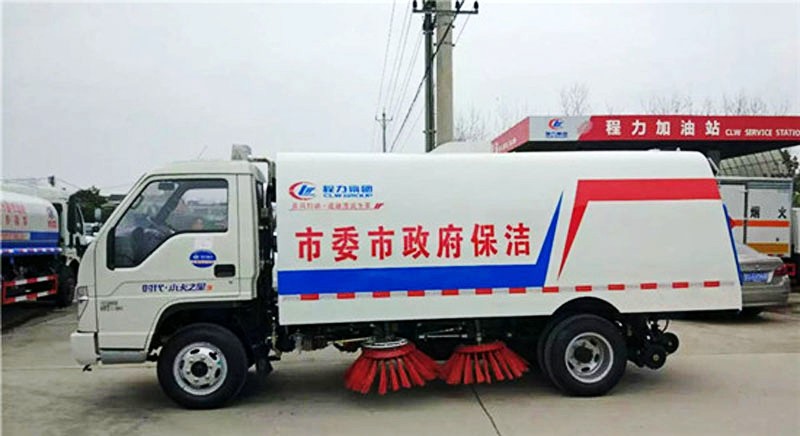 场地清扫车东风清扫车