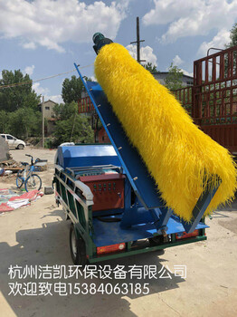 杭州市道路护栏围挡自动清洗车工地围挡毛刷清洗设备新品上市