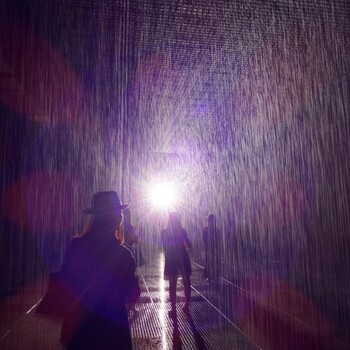 国际浪漫雨屋出售雨屋出租雨屋设计雨屋宣传