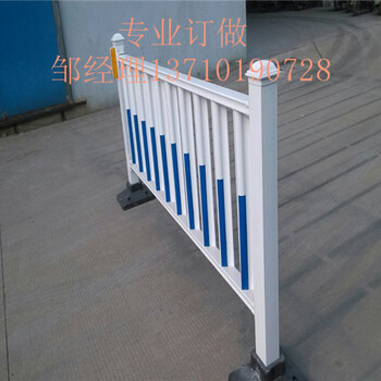 文昌路邊防護(hù)欄批發(fā)屯昌人行道護(hù)欄廠家海南公路欄桿批發(fā)