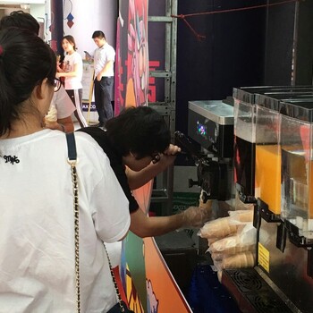 深圳做活动租冰淇淋机多少钱一台