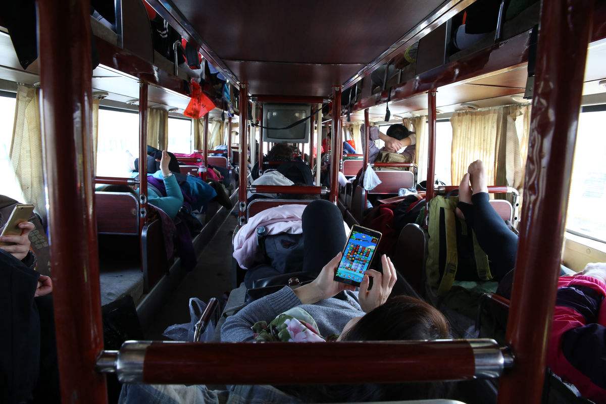卧铺车 ：江阴到泉州的大巴车 