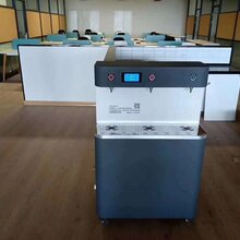 全国供应商用步进式开水器图片