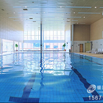 襄阳樊城区大型室内游泳馆就在银河运动公园