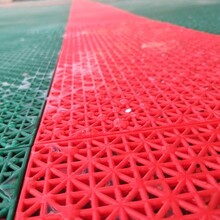 德奥体育供应环保新型悬浮拼装地板，厂家直销免费安装