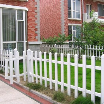 馬場護欄廠家美式護欄,美式pvc圍欄,pvc馬場,空調(diào)