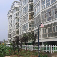 廣州草坪護欄，廣州PVC塑鋼護欄，廣州PVC圍墻護欄，PVC庭院護欄圖片