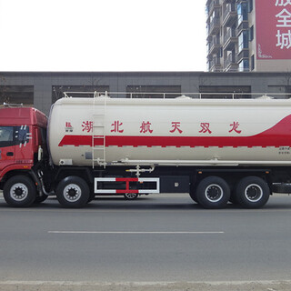 重庆粉粒物料运输车价格配置散装水泥车品牌重汽东风图片3