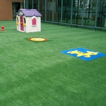 仿真草坪垫子假草皮绿色婚礼人造人工塑料室内户外幼儿园阳台地毯