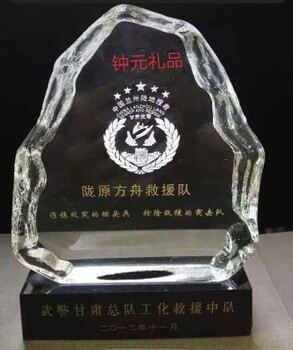咸陽水晶工藝品擺件內(nèi)雕定制