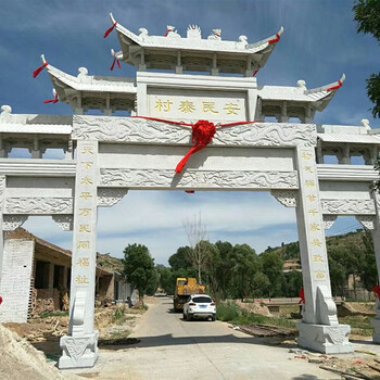石雕門牌坊樣式，湖北三門牌坊門樓定做，石雕大門單門牌坊。