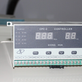 厂家生产变频恒压供水控制器CPC-2内置PID调节可控制1-5个泵