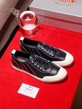 PRADA意大利普拉达专柜新款正规鞋厂出品图片