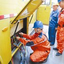 深圳1000千瓦應(yīng)急發(fā)電車出租,靜音發(fā)電站