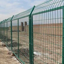 武汉公路护栏网武汉公路护栏网厂家武汉公路护栏网价格武汉公路护栏网批发