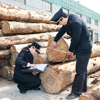 次进口紫檀红木木材家具到大连港口清关大连需要的资料必看
