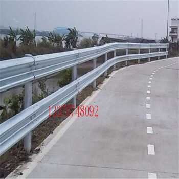 波形护栏规格-公路防撞护栏-双波护栏-镀锌护栏板厂家