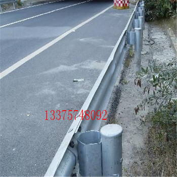 供应毕节市乡村道路波形护栏，高速公路防撞护栏，厂家