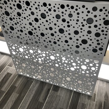 精美氟碳木纹铝单板设计合理