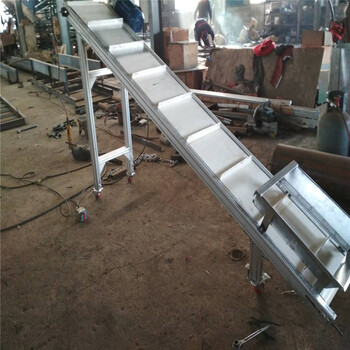 铝型材生产线变频调速轻型输送机六九重工铝材爬坡输送机