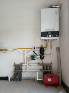 天津小松鼠壁挂炉代理安装公司电话图片1