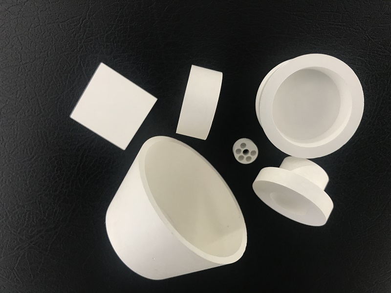 小编带您一起欣赏景德镇陶瓷PG电子小饰品