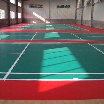 重庆篮球场网球场羽毛球场等运动场地PVC卷材施工维修价格造价