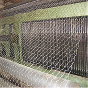 巨人生产石笼网箱铅丝网箱蕾哈娜护垫格宾网价低质优做工精美欢迎选购