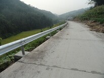 马山县波形护栏道路护栏厂家广西世腾图片5