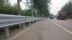 融安县波形护栏高速防撞栏公路护栏板可定制安装图片4