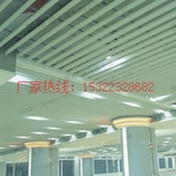 供应铝U槽北京铝方通异型铝挂片厂家
