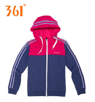 北京便宜的尾貨市場全系列服裝尾貨批發(fā)找世通服飾