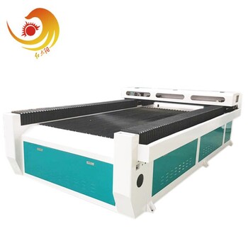 济南红太阳供应pvc透明软玻璃桌布垫自动切割机柔性材料震动刀切割机
