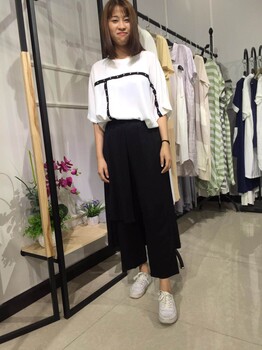 廣州品牌女裝清倉廣州外貿(mào)品牌女裝庫存廣州品牌女裝尾貨批發(fā)統(tǒng)衣服飾