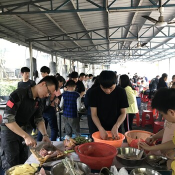 深圳横岗园山老虎沟生态农场野炊CS一日游