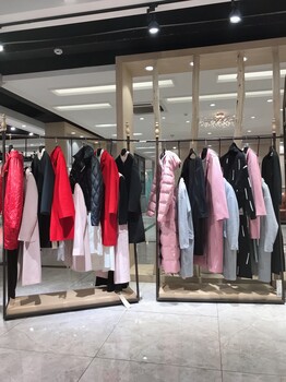今日｜藝之卉女裝｜三薈專柜下架品牌折扣大促銷女裝批發(fā)