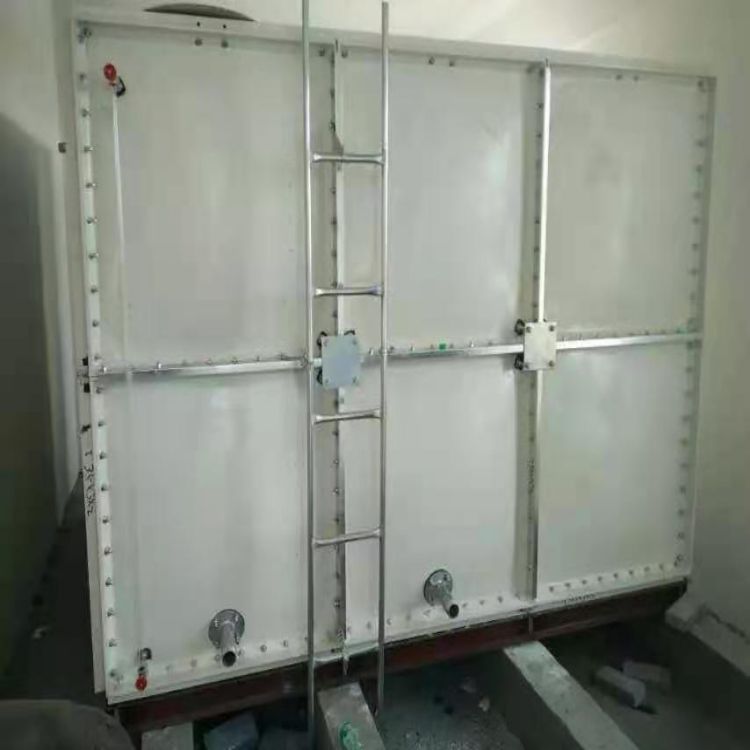 北京化工用人防水箱镀锌复合树脂方形水箱
