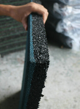 泉州橡胶地垫厂家幼儿园橡胶地板批发地垫价格