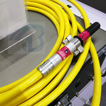 柏华光电厂家D80能量光纤铠装激光器金属保护管激光器软管