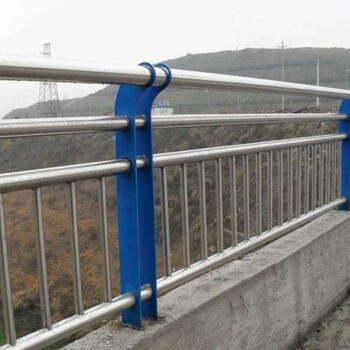 不锈钢桥梁栏杆锌钢桥梁景观护栏安全隔离护栏桥梁护栏防撞栏欢迎来电咨询到西宁世腾