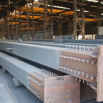 钢结构厂房施工流程,山东钢结构工程安装-三维钢构