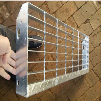 湖南長沙插接熱鍍鋅鋼格柵板批發(fā)長沙插接熱鍍鋅鋼格柵板廠家