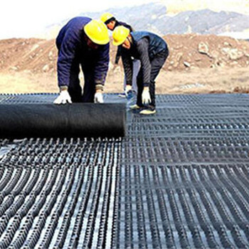襄城县凹凸车库顶板排水板A园林绿化HDPE蓄排水板生产厂家
