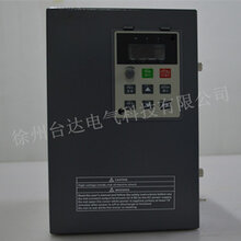 专业设计一体化机身三相380V通用7.5kw变频器图片