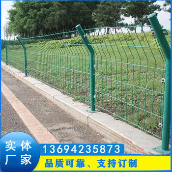 廣西高速鐵路護欄網(wǎng)廠家批發(fā)價鐵路框網(wǎng)鋼絲網(wǎng)